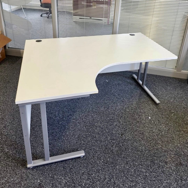 8686 DC16 Corner Desk LH