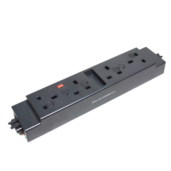 Powerbar 70 4 UK Socket